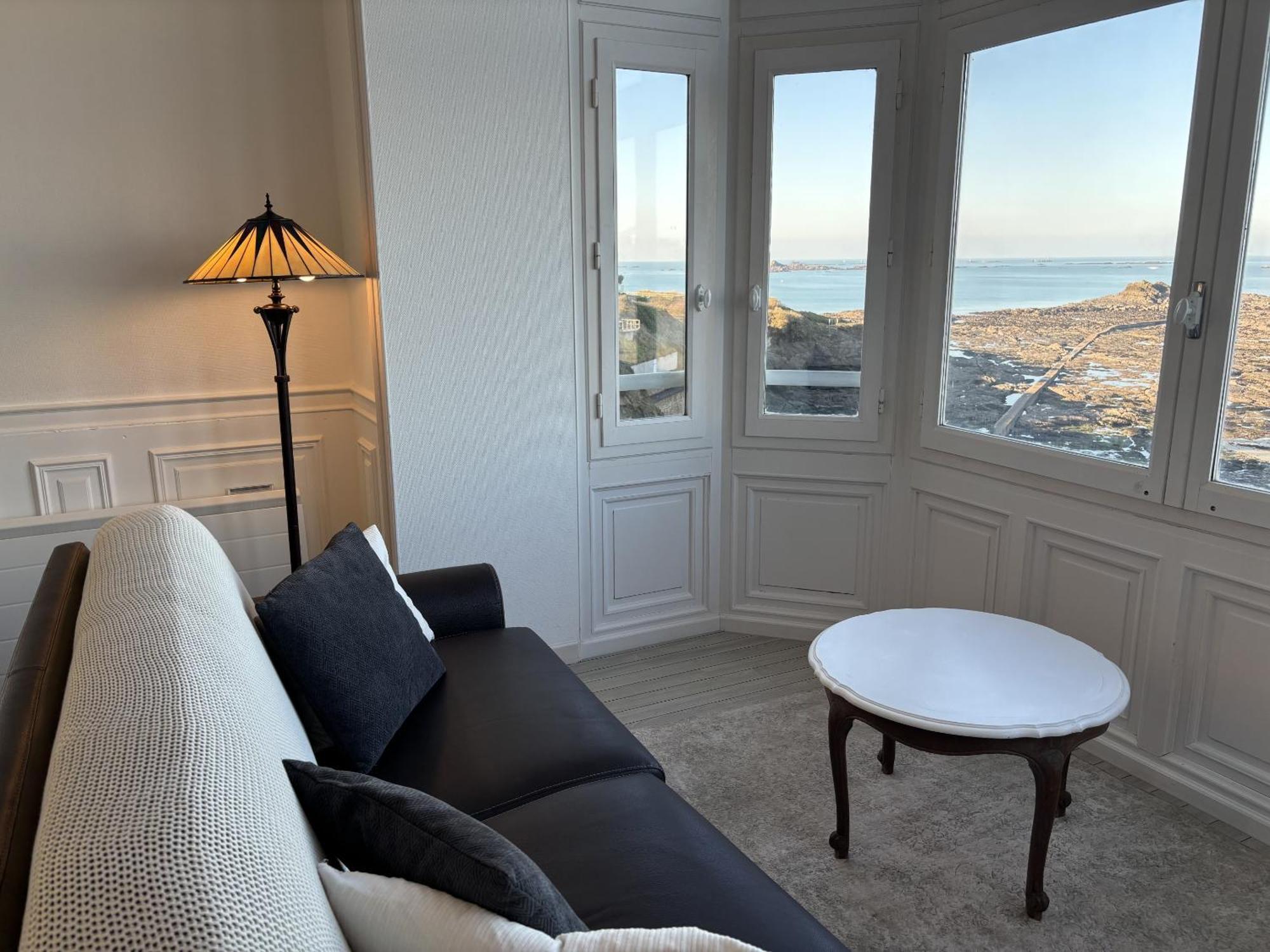 Villa Xixe Vue Mer Динар Экстерьер фото